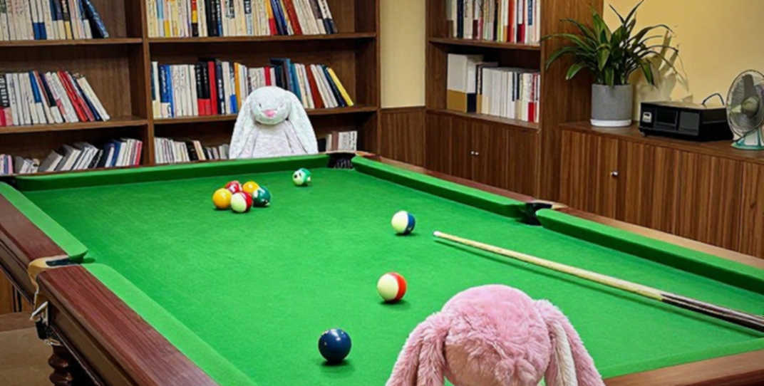 English Open: Zhou Yuelong's 141, the Liam Davies upset, and the rhythm of best-of-7 English Open: Zhou Yuelong's 141, the Liam Davies upset, and the rhythm of best-of-7