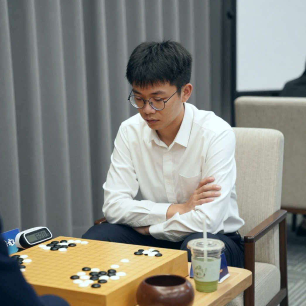 3.Bc4, cô bé 11 tuổi và mẫu số nhỏ ở Samarkand 3.Bc4, cô bé 11 tuổi và mẫu số nhỏ ở Samarkand