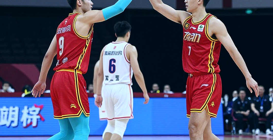 Real Madrid giành chiến thắng sân khách ấn tượng trước Olimpia Milano: Màn trình diễn kiểm soát và bùng nổ Real Madrid giành chiến thắng sân khách ấn tượng trước Olimpia Milano: Màn trình diễn kiểm soát và bùng nổ