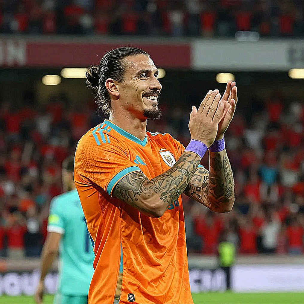 Lucao và cú đếm ngược tới tháng 8/2027: 5 bàn sau 4 trận không mua được tuổi 36 Lucao và cú đếm ngược tới tháng 8/2027: 5 bàn sau 4 trận không mua được tuổi 36