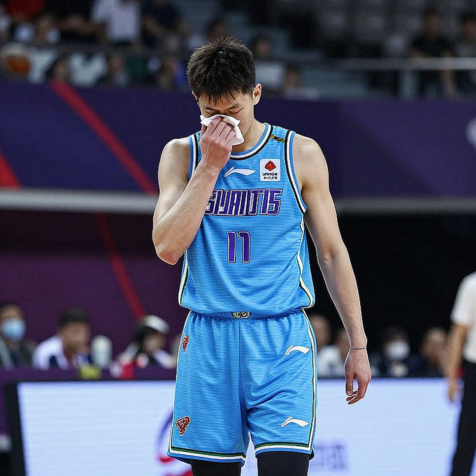 Markus Howard và Zenit: Vì sao kẻ ghi điểm 19,5 điểm mất chỗ đứng ở Baskonia
