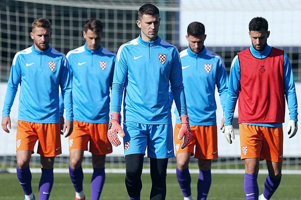 Laporta đứng về phía Tebas: giải mã thế trận ba chiều trong phòng họp LaLiga Laporta đứng về phía Tebas: giải mã thế trận ba chiều trong phòng họp LaLiga