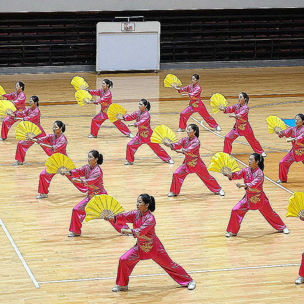 Ba trên hai mươi: Khoảng trống của bóng chuyền nữ Việt Nam trên trang thể thao Ba trên hai mươi: Khoảng trống của bóng chuyền nữ Việt Nam trên trang thể thao