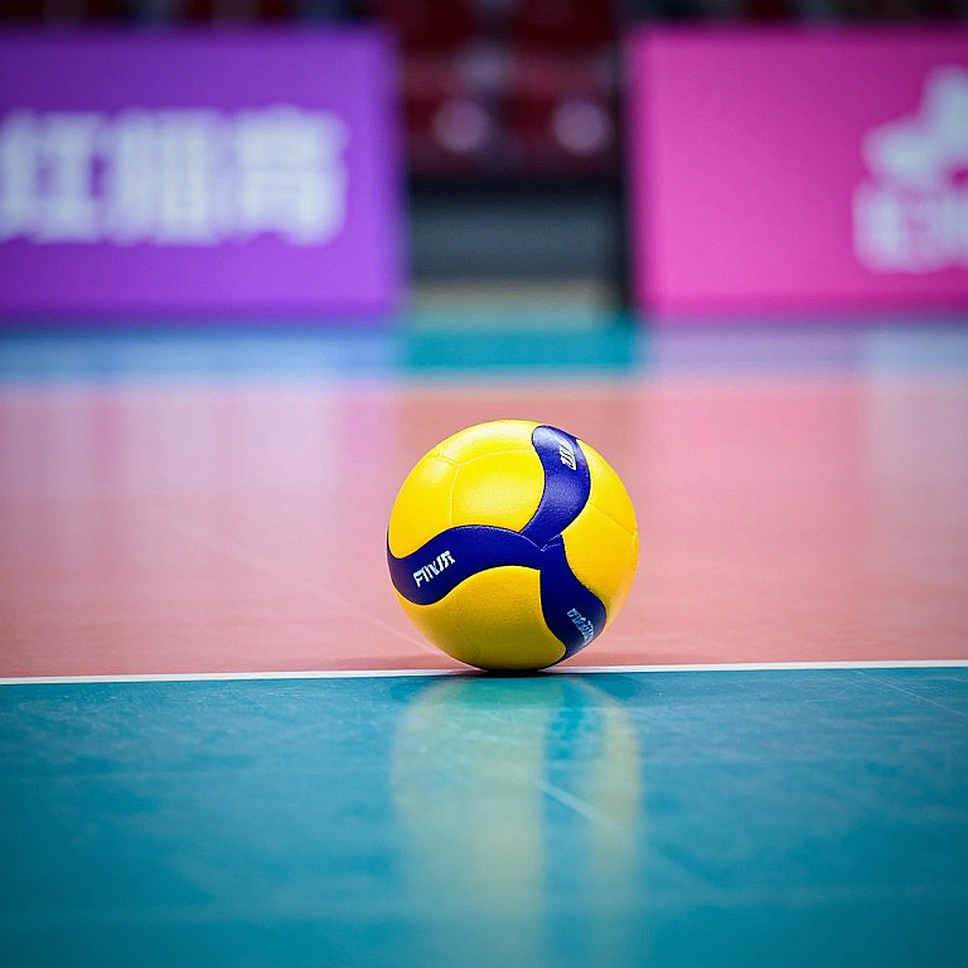 Suhl giành Supercup Đức đầu tiên: ba set cách biệt hai điểm trước Dresden Suhl giành Supercup Đức đầu tiên: ba set cách biệt hai điểm trước Dresden