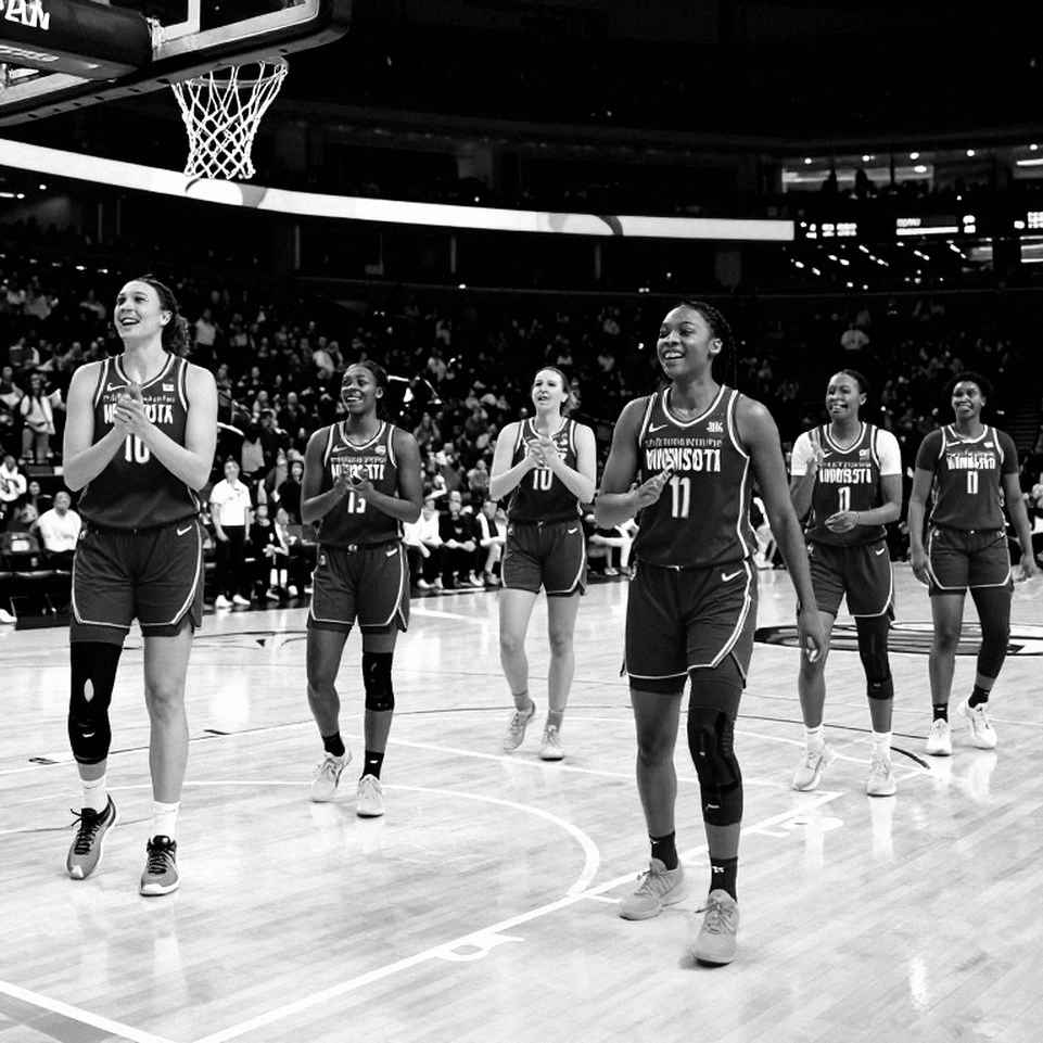 Pozzecco tự nhận lỗi sau trận thua Cibona: 60% ném ba điểm là hệ quả của phòng ngự vỡ